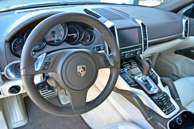 Thumbnail von Porsche Cayenne S PASM-Panorama Camera-PDLS-BOSE-BiColor