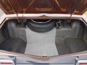 Thumbnail von Ford Ltd. Brougham Sedan, en üst model, tam boyutlu