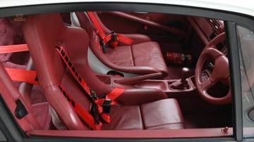 Thumbnail von Porsche 911 Turbo S Leichtbau (1993)  1 of 86 cars worldwide