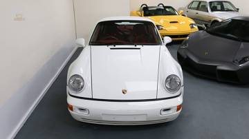 Thumbnail von Porsche 911 Turbo S Leichtbau (1993)  1 of 86 cars worldwide