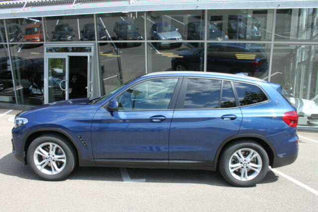 Thumbnail von BMW X3 xDrive20d Affichage tête haute Clé Attelage