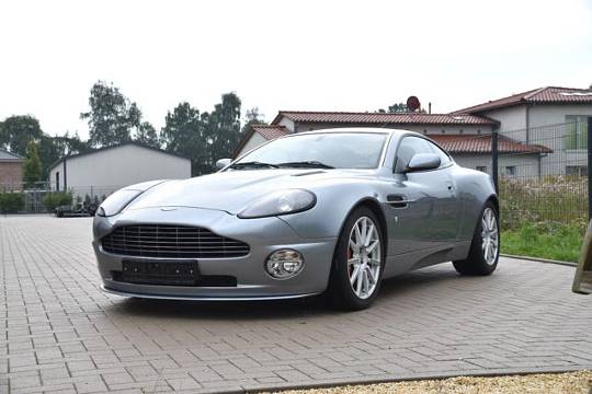 Aston Martin Vanquish S TOPZUSTAND Deutsche Auslieferung