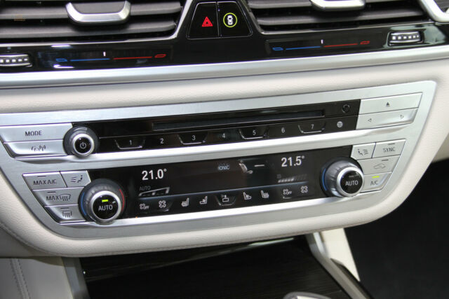 Thumbnail von BMW 745Le xDrive iPerformance Laserlicht Elfenbein