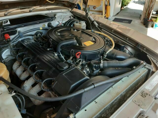 Thumbnail von Oldtimer SL 300 Typ 107  Cabrio Roadster mit separatem Hardtop