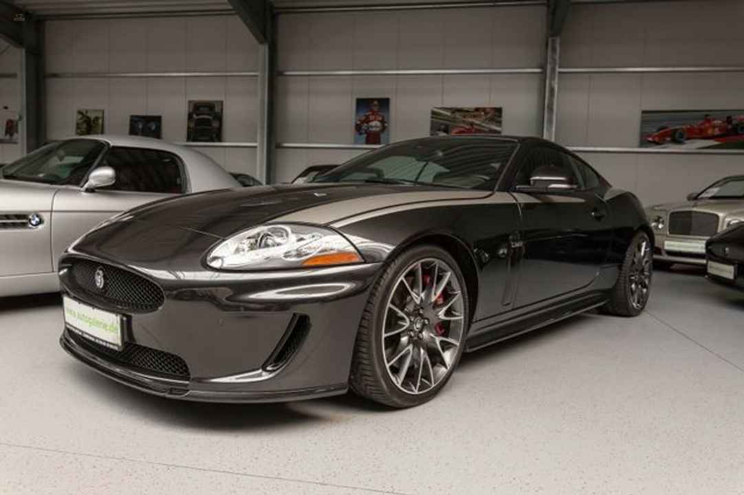 Jaguar XKR "75" Limited 530 PS. 1. maj, pouze 75 kusů, jako nové!