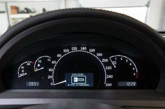 Thumbnail von Maybach 57 Investment - two-tone in perfect condition