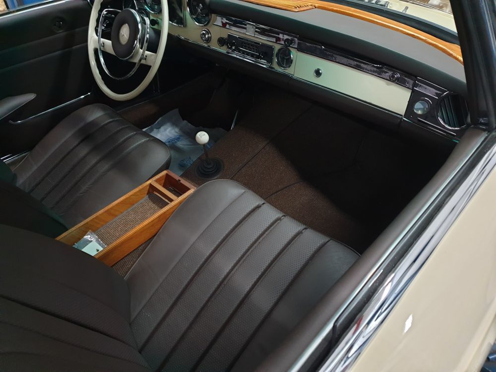 Thumbnail von Mercedes Benz Oldtimer 230 SL