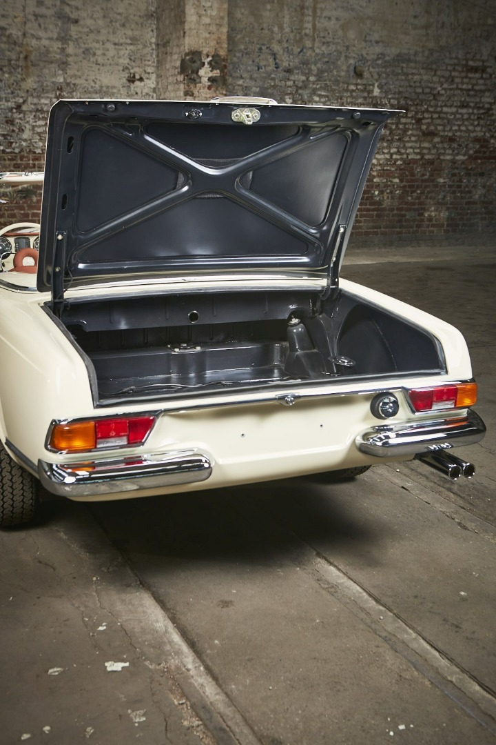 Thumbnail von Mercedes Benz 230 SL