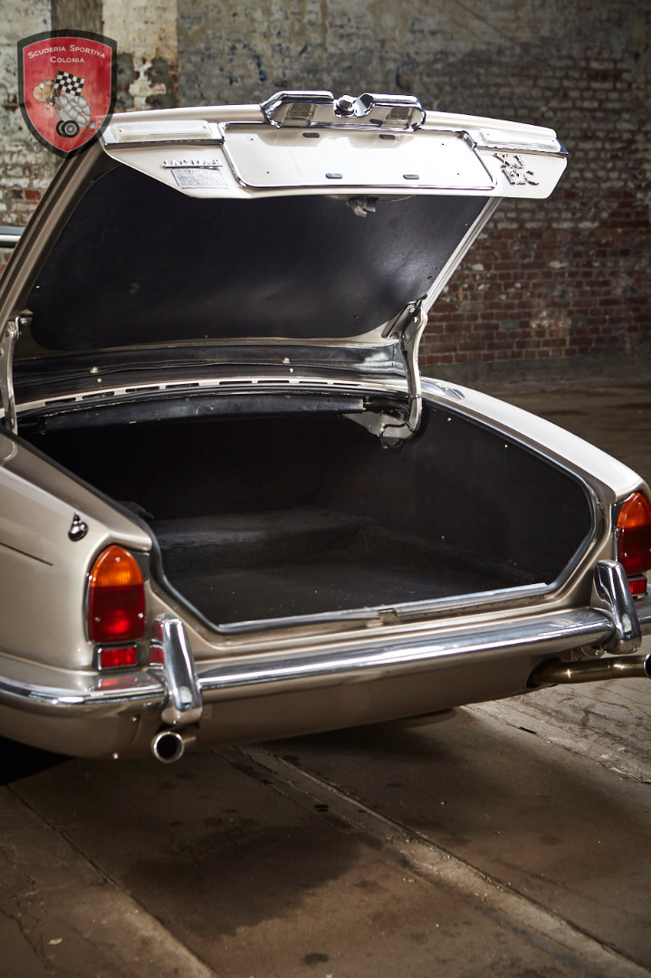 Thumbnail von ジャガー XJ C 5.3 カブリオレ