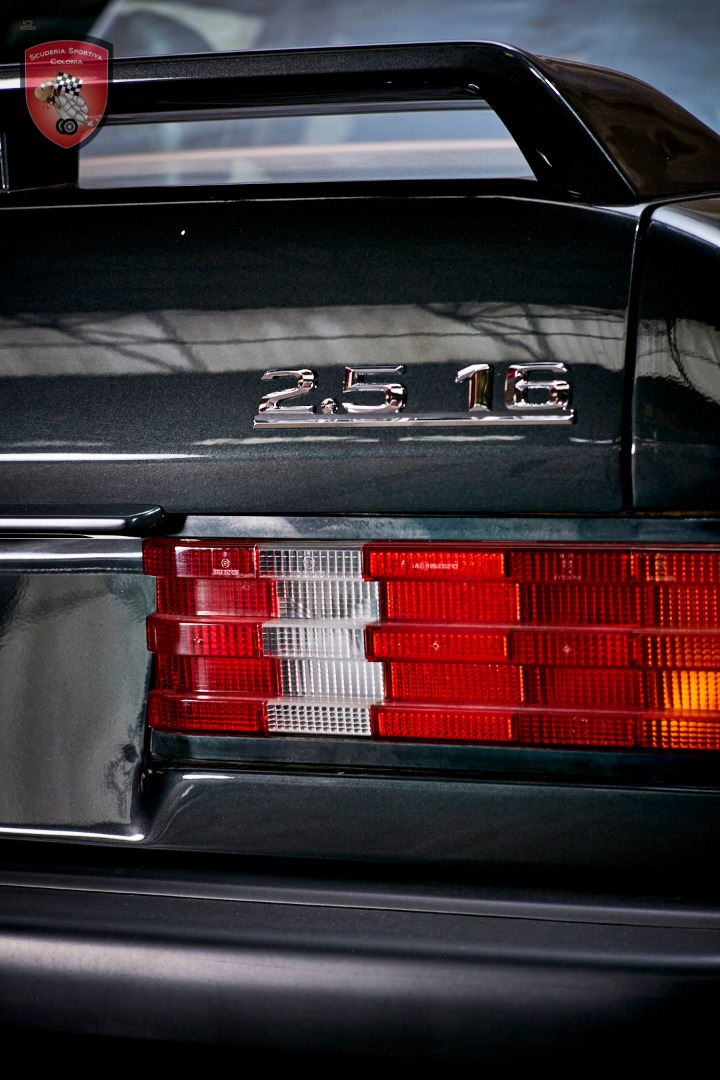 Thumbnail von Mercedes Benz 190 E 2.5 16V