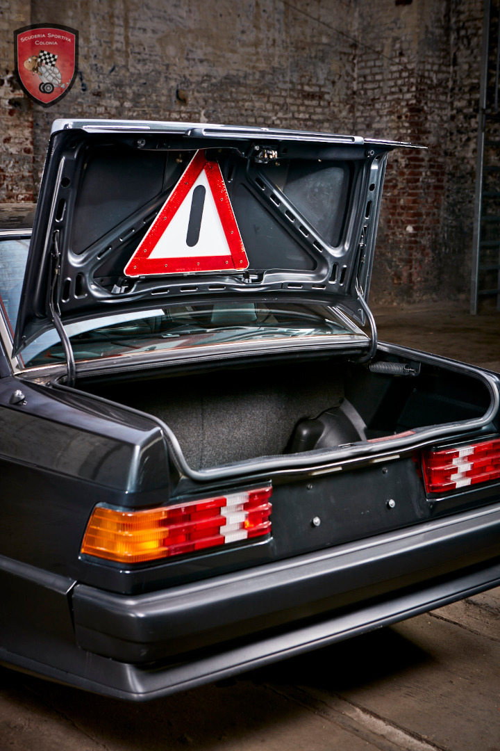 Thumbnail von Mercedes Benz 190 E 2.5 16V