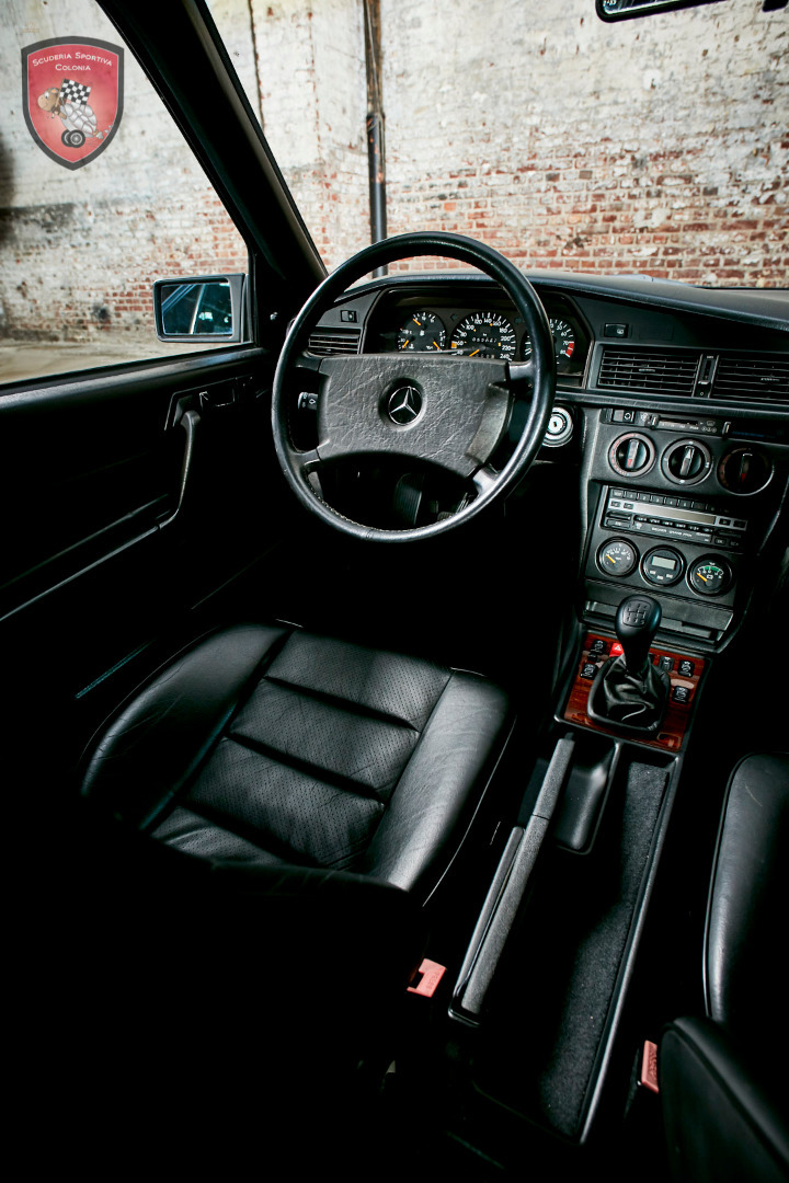 Thumbnail von Mercedes Benz 190 E 2.5 16V