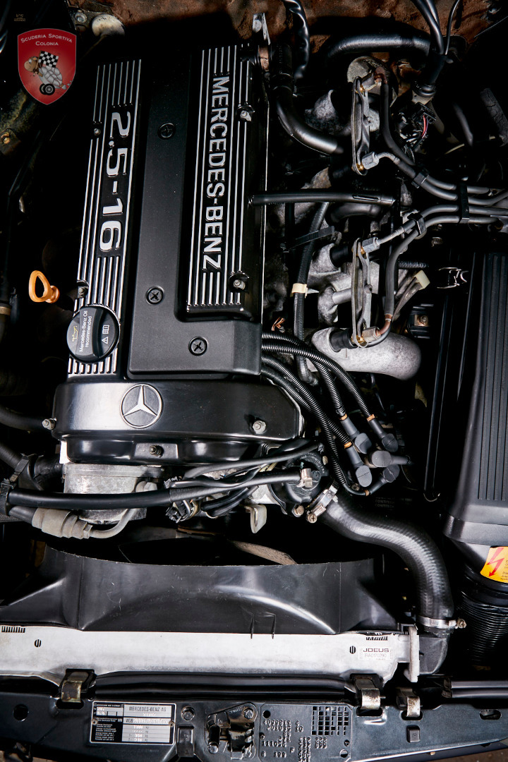 Thumbnail von Mercedes Benz 190 E 2.5 16V