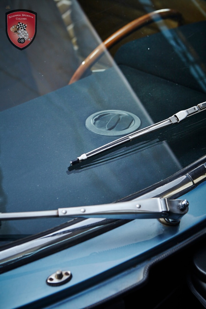 Thumbnail von Maserati Indy 4.7 America