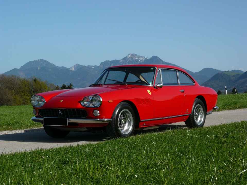 Ferrari 330 GT 2+2