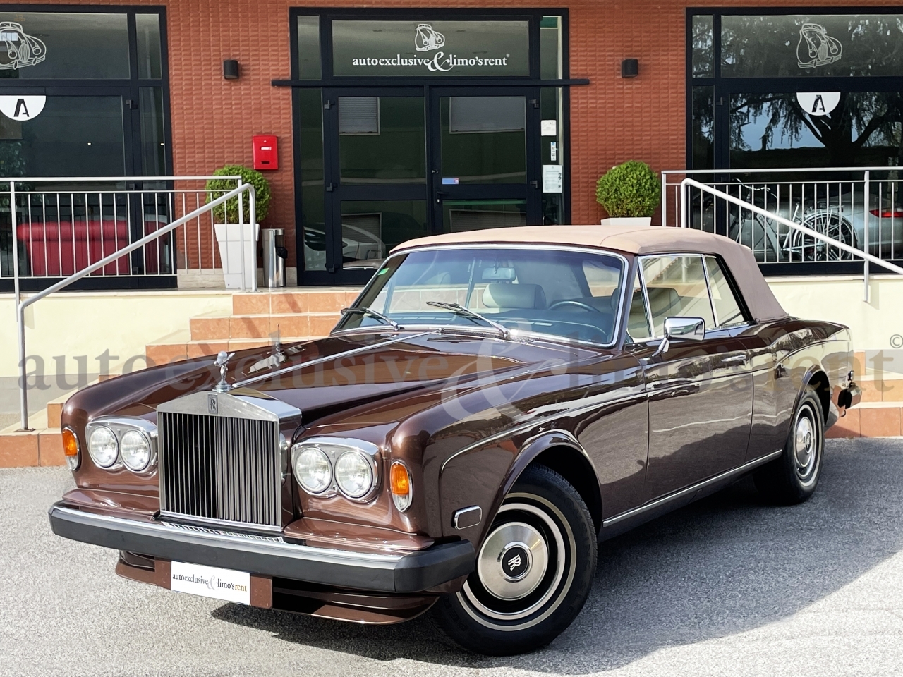 Rolls Royce Corniche Cabrio 