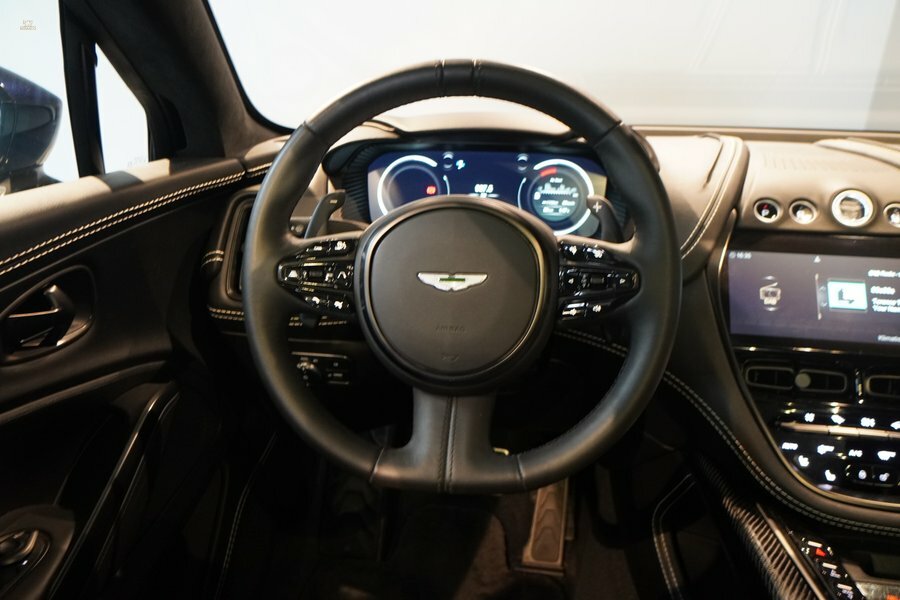 Thumbnail von Aston Martin DBX V8