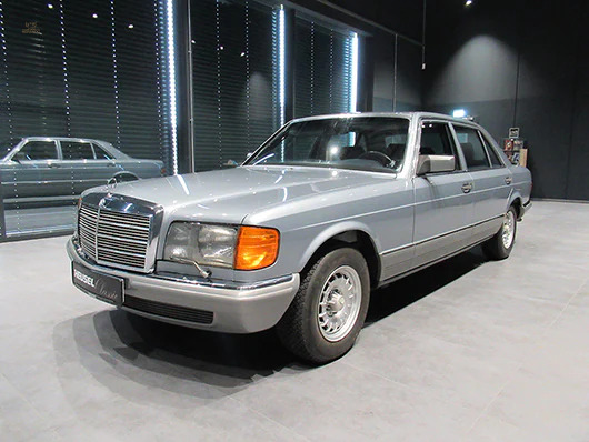 Mercedes Benz 380 SEL (V126)