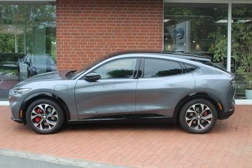 Thumbnail von Ford Mustang Mach-E AWD