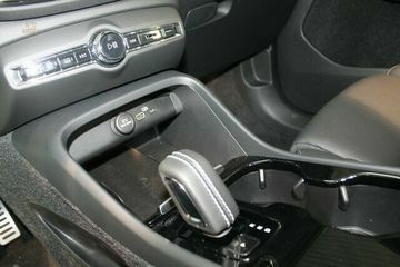 Thumbnail von Volvo XC 40 Recharge P8 AWD Electric