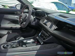 Thumbnail von AUDI E-TRON GT