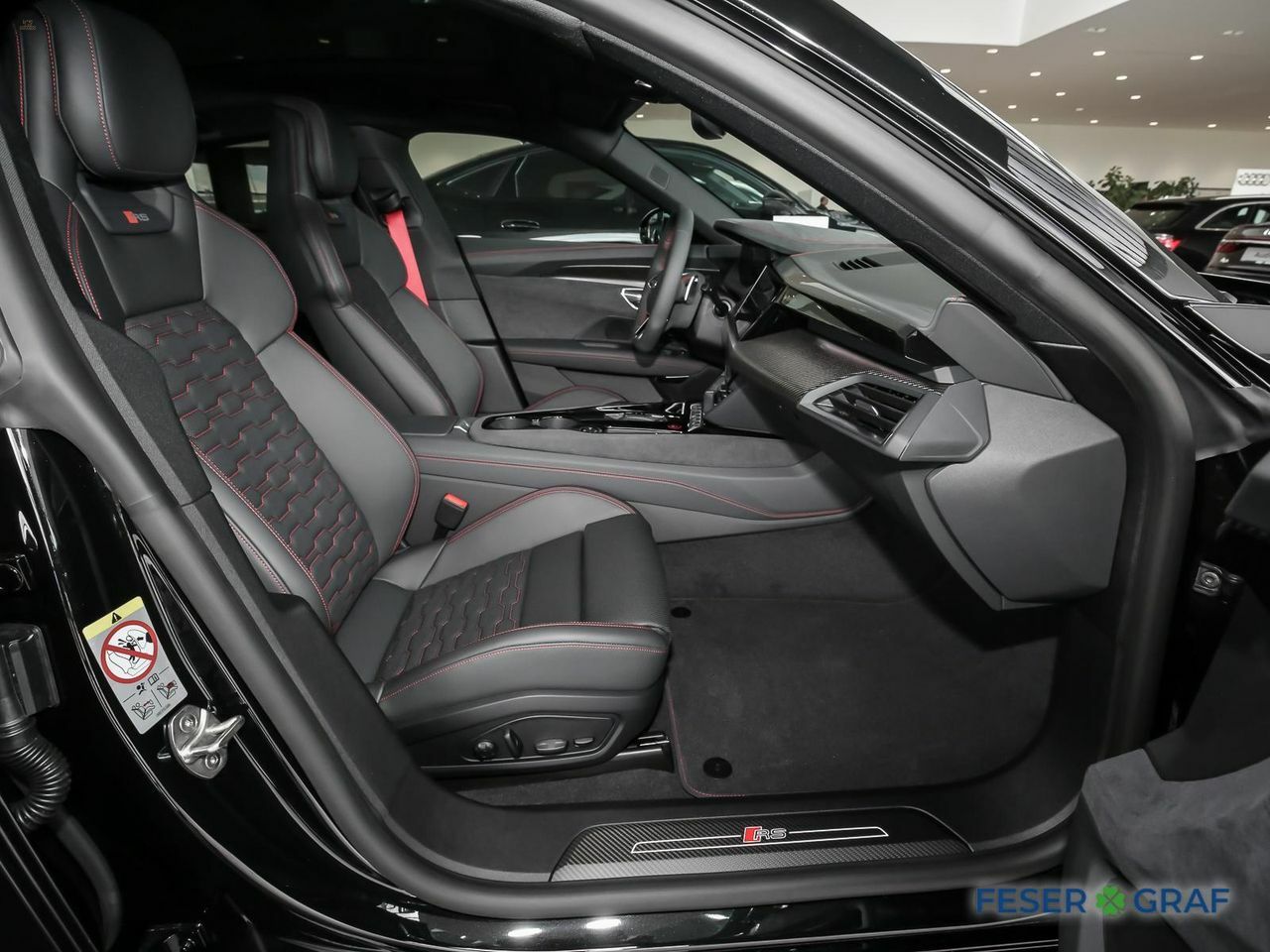 Thumbnail von AUDI RS E-TRON GT