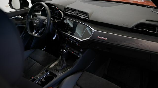 Thumbnail von Audi - RSQ3