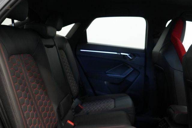 Thumbnail von Audi - RSQ3