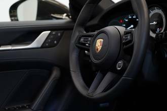 Thumbnail von Porsche - 992