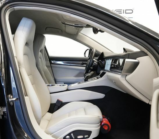 Thumbnail von Porsche - Panamera