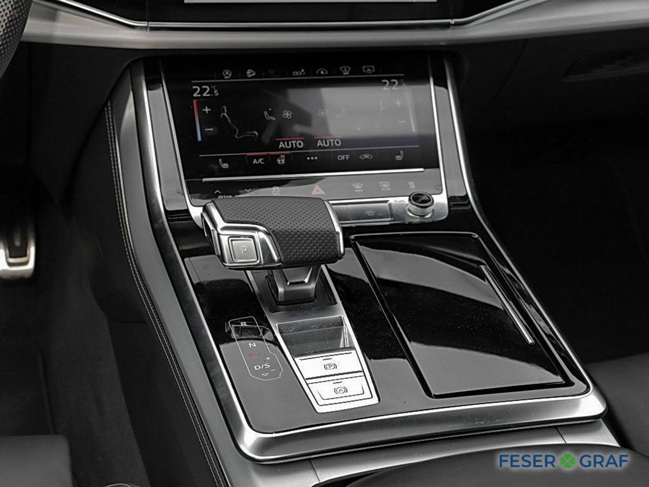 Thumbnail von AUDI Q8