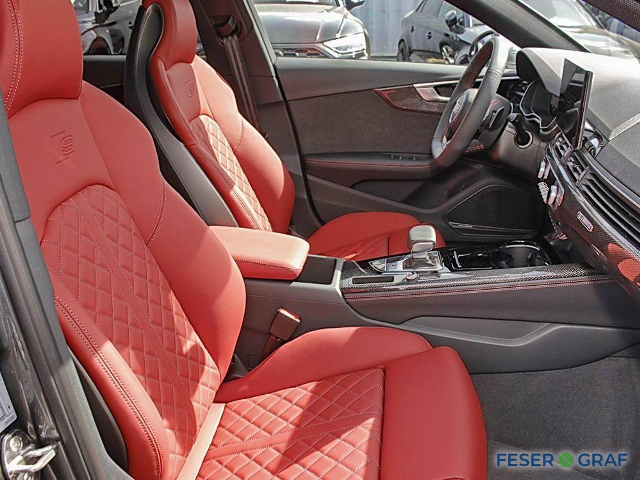 Thumbnail von AUDI S4 AVANT