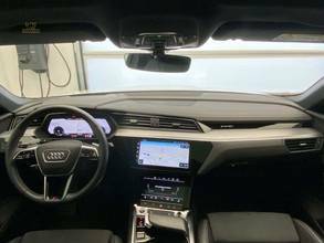 Thumbnail von AUDI E-TRON