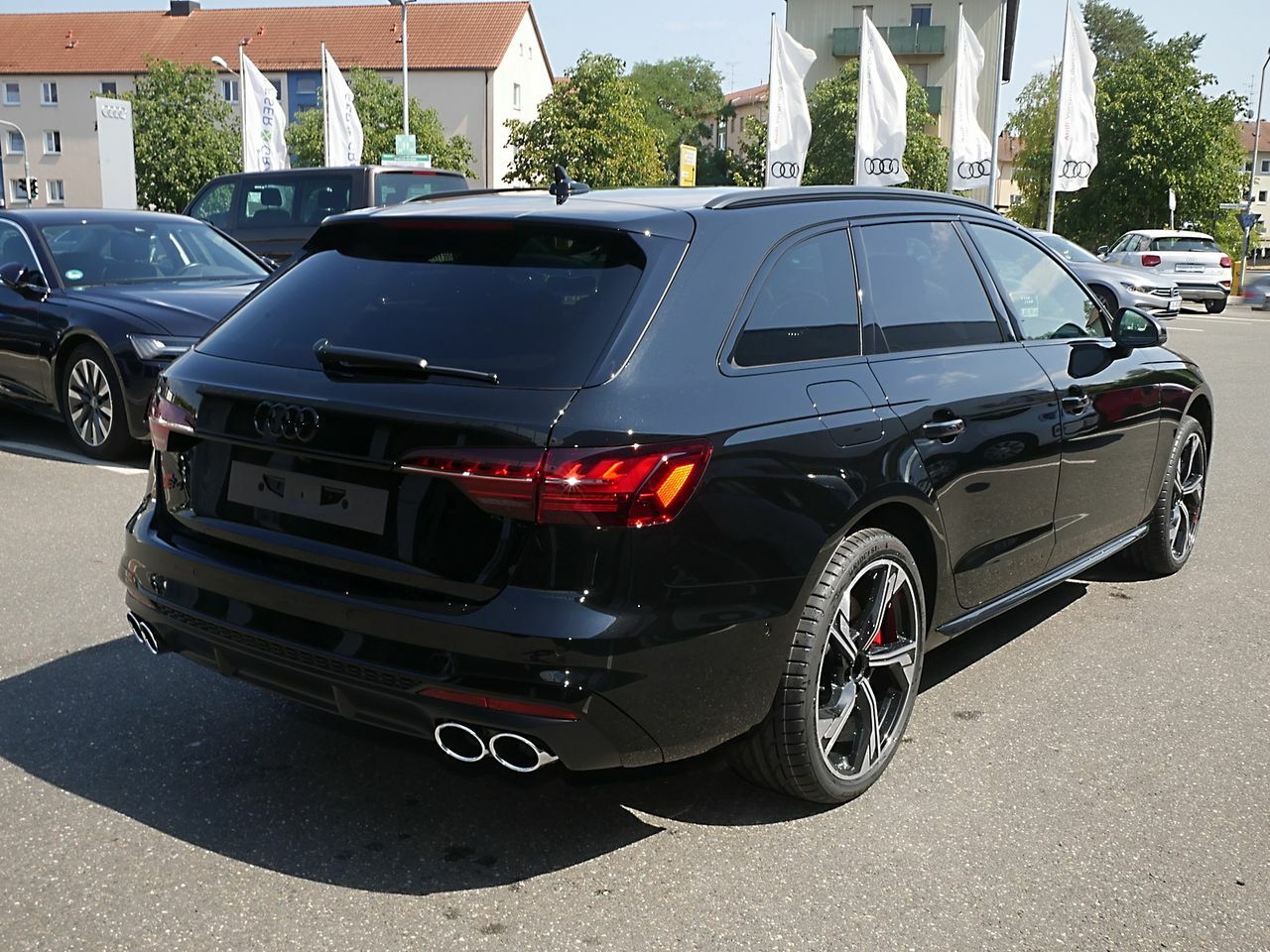 Thumbnail von AUDI S4 AVANT