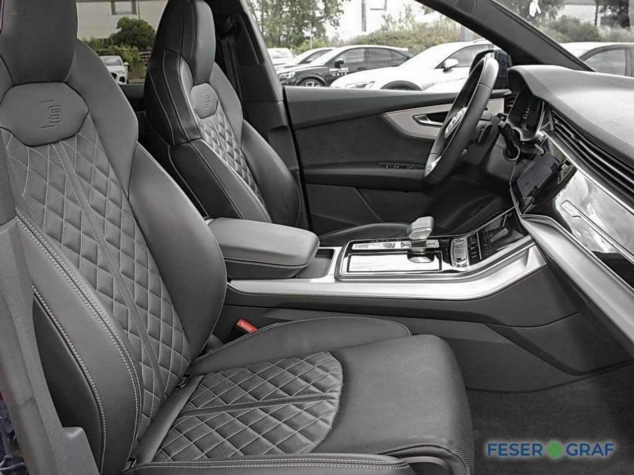 Thumbnail von AUDI Q8