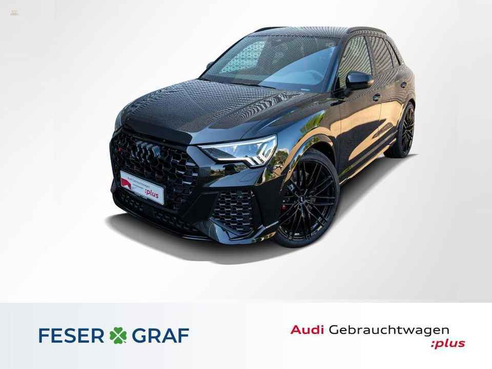 AUDI RS Q3