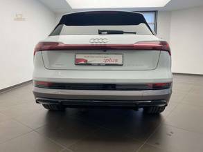 Thumbnail von AUDI E-TRON