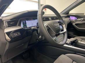 Thumbnail von AUDI E-TRON