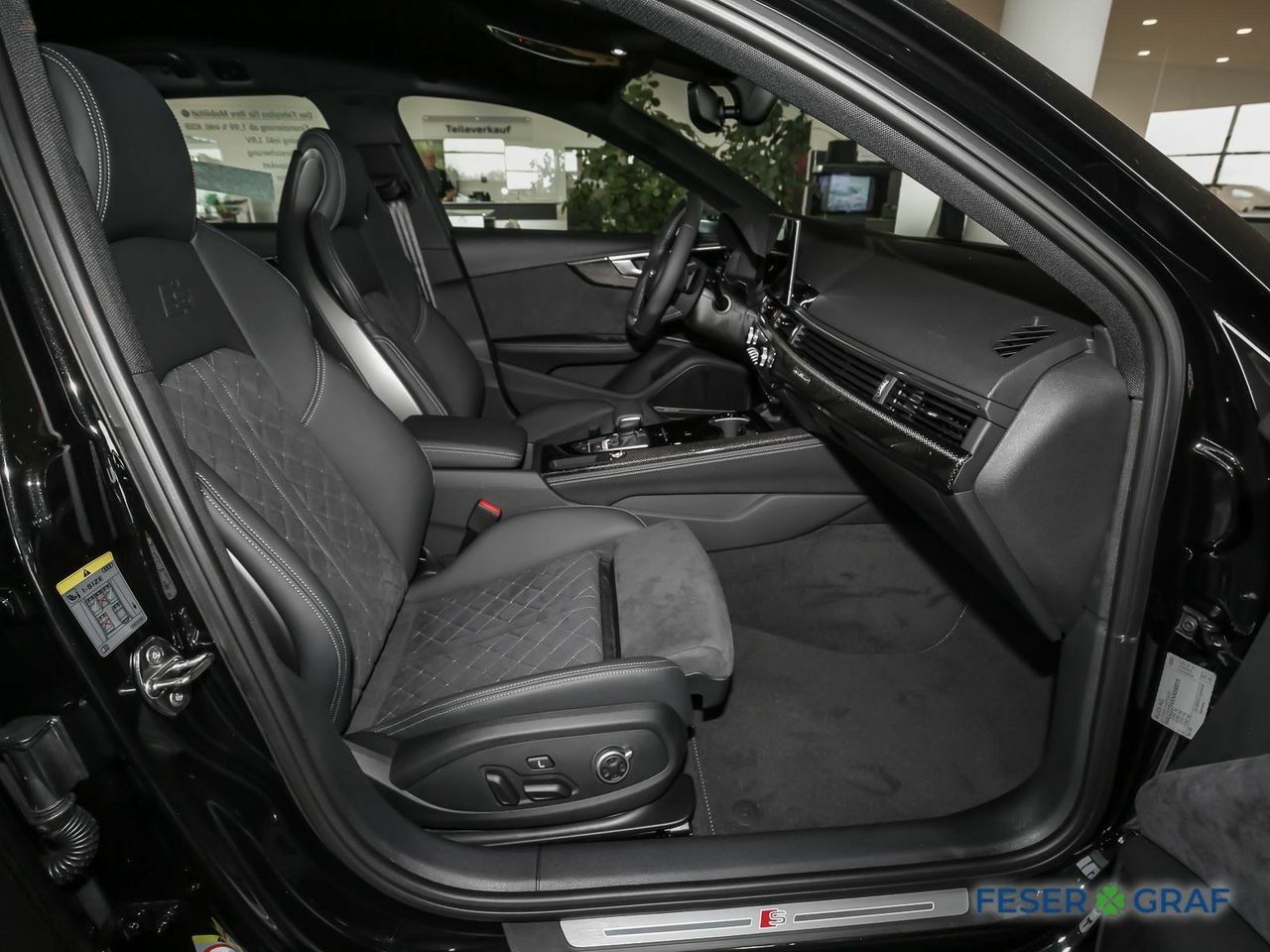 Thumbnail von AUDI S4 AVANT