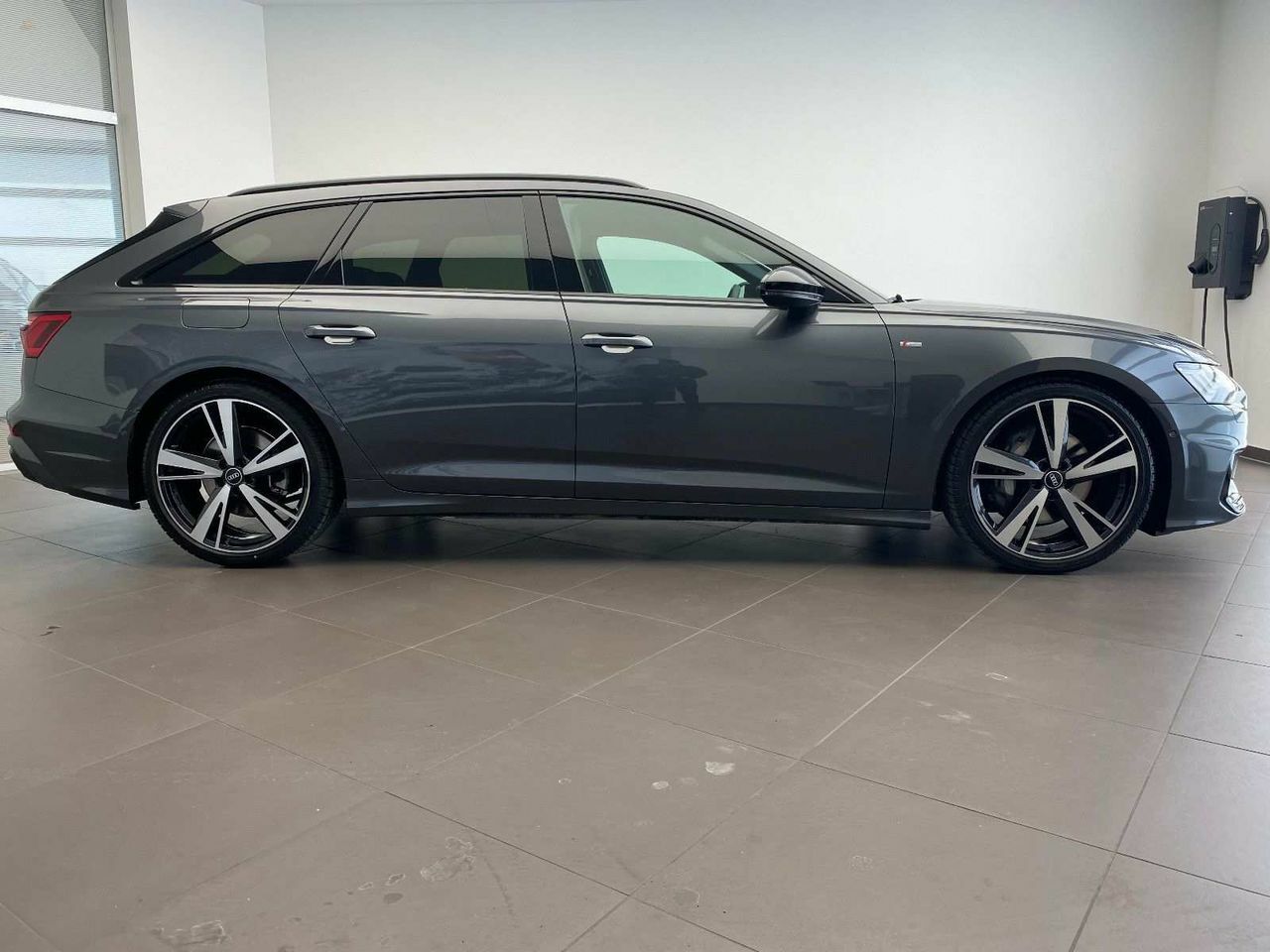 Thumbnail von AUDI A6 AVANT