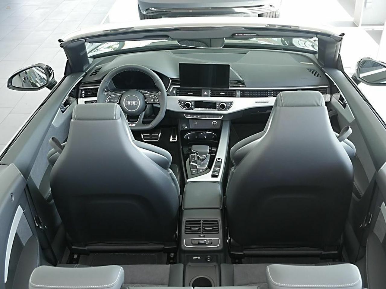 Thumbnail von AUDI A5 CABRIOLET