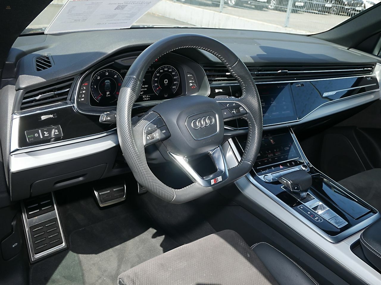 Thumbnail von AUDI Q8