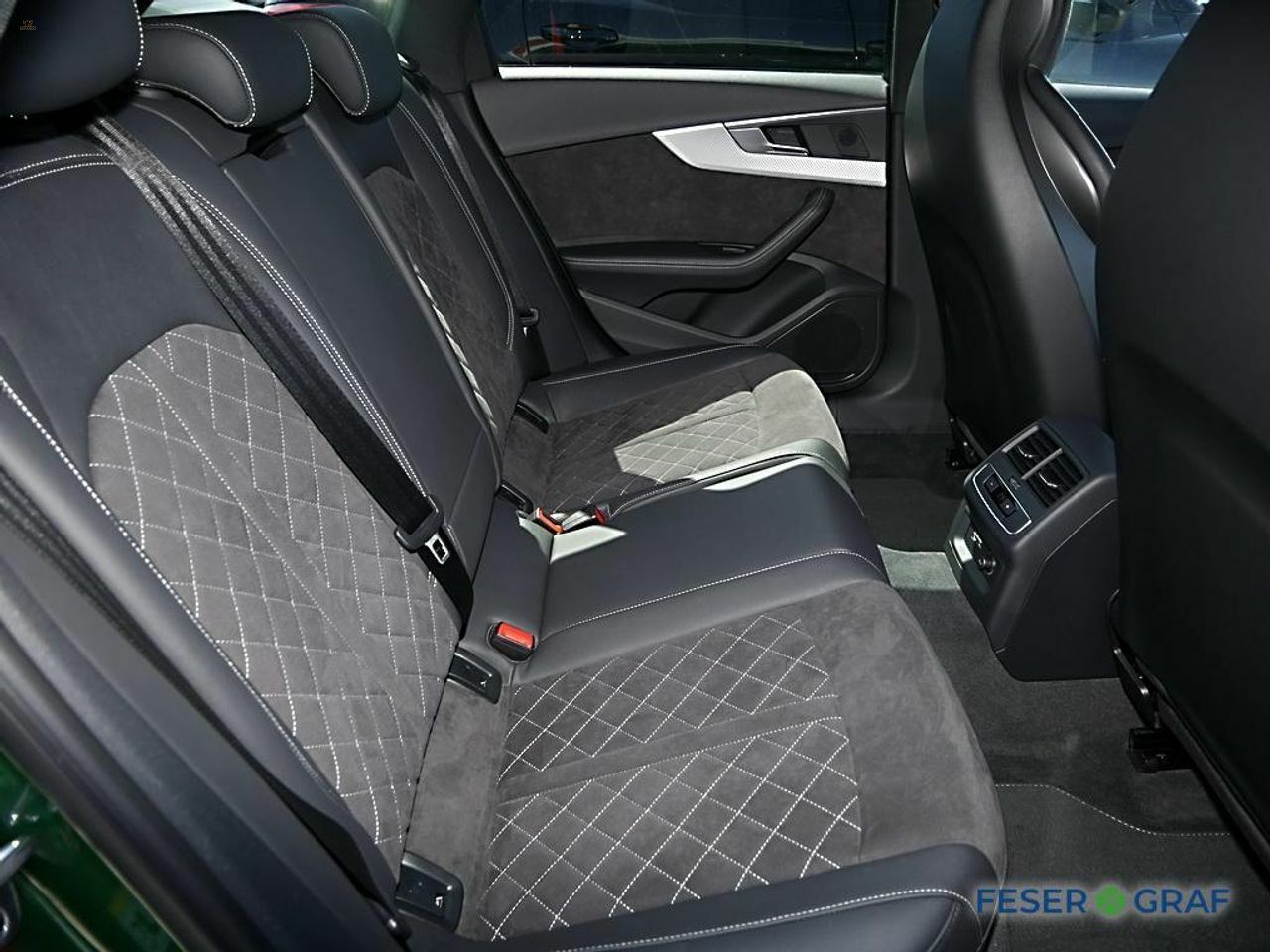 Thumbnail von AUDI RS4 AVANT