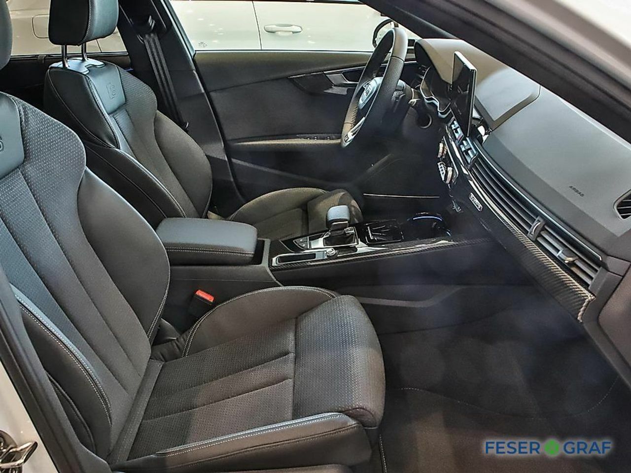 Thumbnail von AUDI A4 AVANT