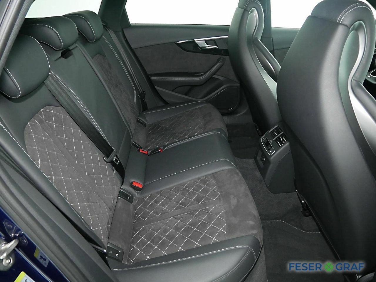 Thumbnail von AUDI RS4 AVANT