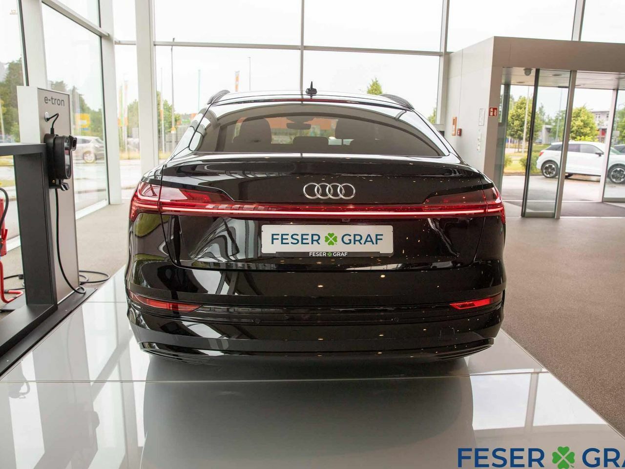 Thumbnail von AUDI E-TRON