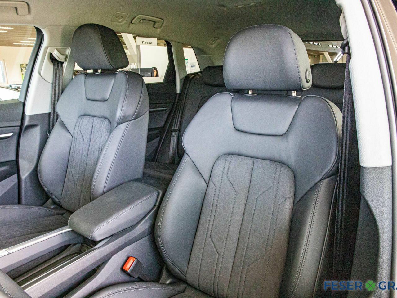 Thumbnail von AUDI E-TRON