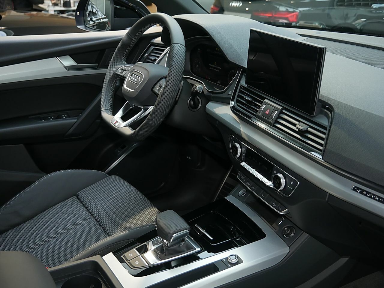 Thumbnail von AUDI Q5