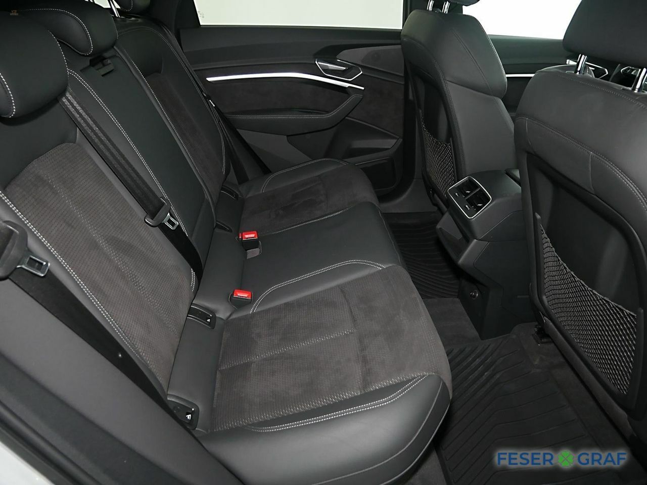 Thumbnail von AUDI E-TRON