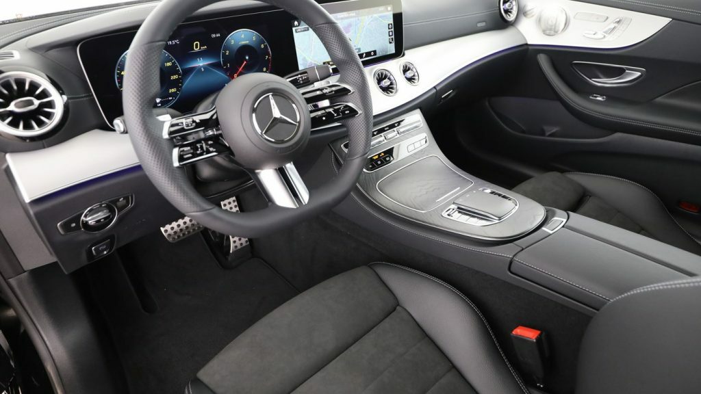 Thumbnail von Mercedes-Benz E 450 4MATIC Coupe AMG